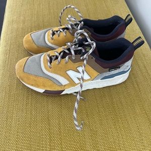New Balance Shoes women’s size 7